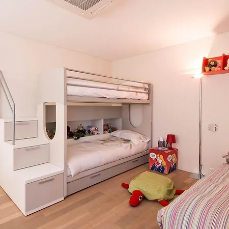 Casa vacanze S With Picturesque Mountain & Views